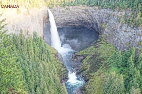 fa- Helmcken Falls - Clearwater (British Columbia) 