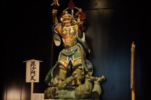 by- Statua guerriero, Santuario di Toshogu- Nikko 