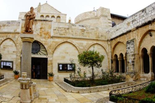 ca- Basilica della Natività- Betlemme 