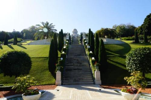 ew- Giardini e la cupola del santuario Bahai- Haifa