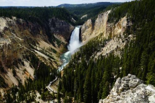 ey- Lower Falls, Yellowstone National Park (Wyoming)  