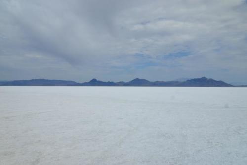bl- Salt Flats- Bonneville (Utah) 