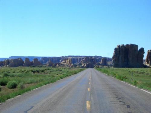 bb- Pueblo Road,  Acoma Pueblo Sky City (New Mexico)  